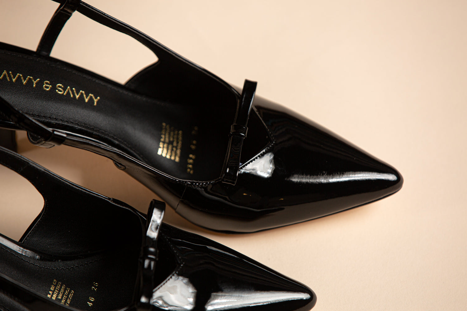 Savvy & Savvy – Colección Esplendor 2025 | Calzado de Piel Atemporal